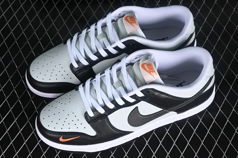 All categories Nk SB Dunk series Nk SB Dunk Low low-top sneakers K version Nk Dunk Low "Mini Orange Swoosh" SB low-top sports and leisure sneakers FN7808-001
